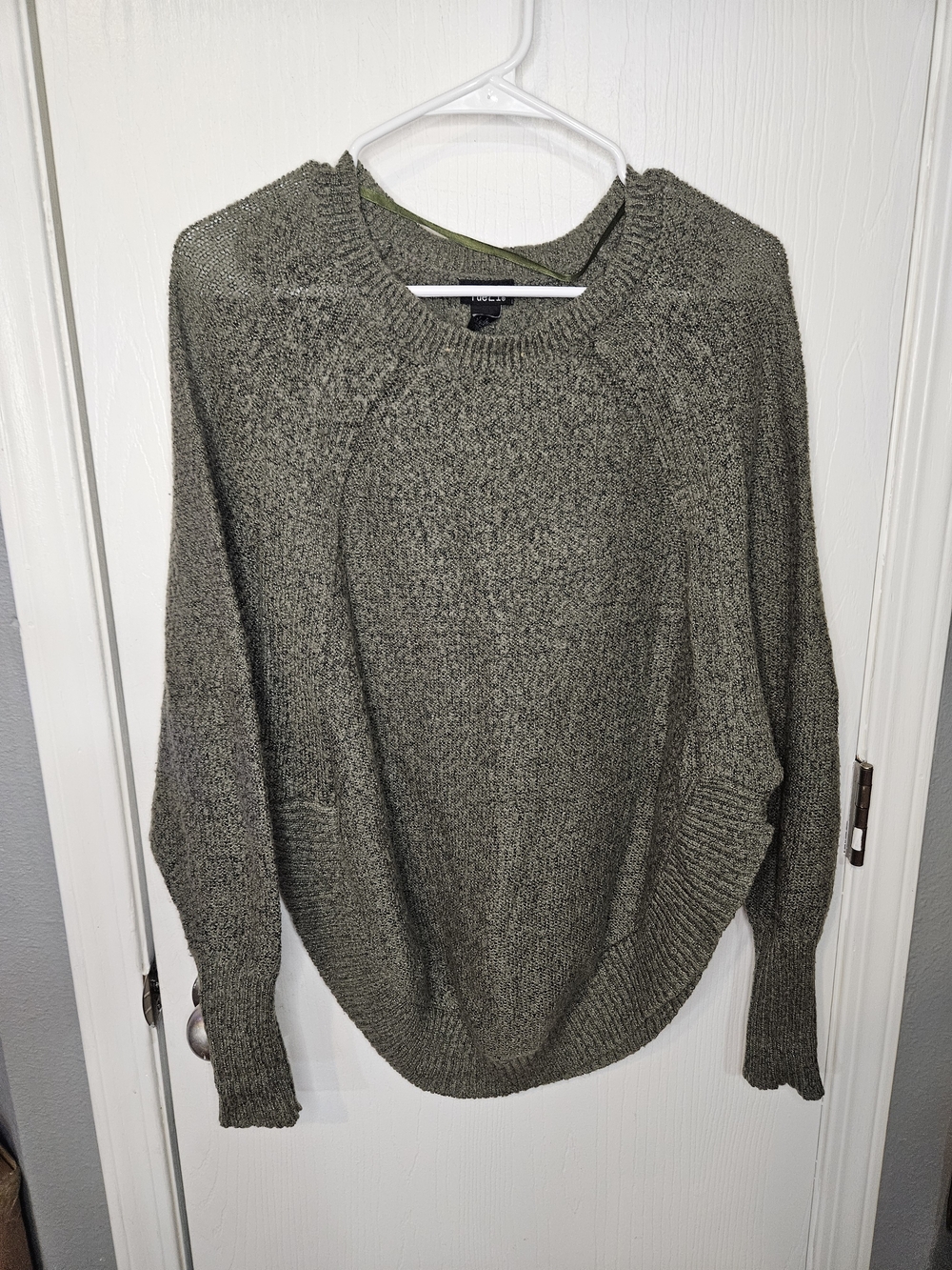 Rue21 Olive Green Crewneck Sweater